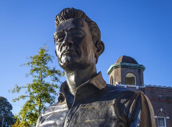 Johnny Cash statue near Galloway Church in Cooper Young