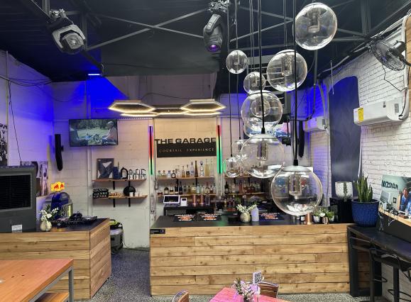 The Genre Memphis The Garage