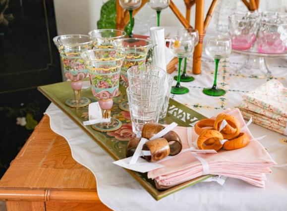 Picture of vintage glasses and napkins rings