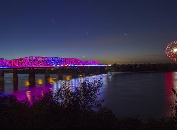 Memphis-Fireworks-4th-of-July.jpg