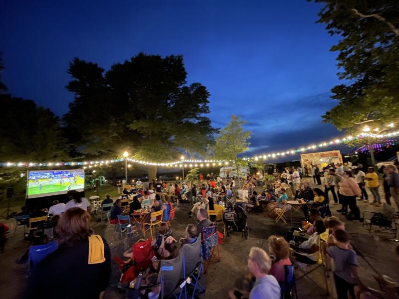 Grizzlies watch Party overhead MRPP
