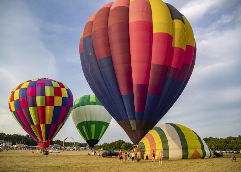 Hot air balloons at Bluff City Balloon Jamboree