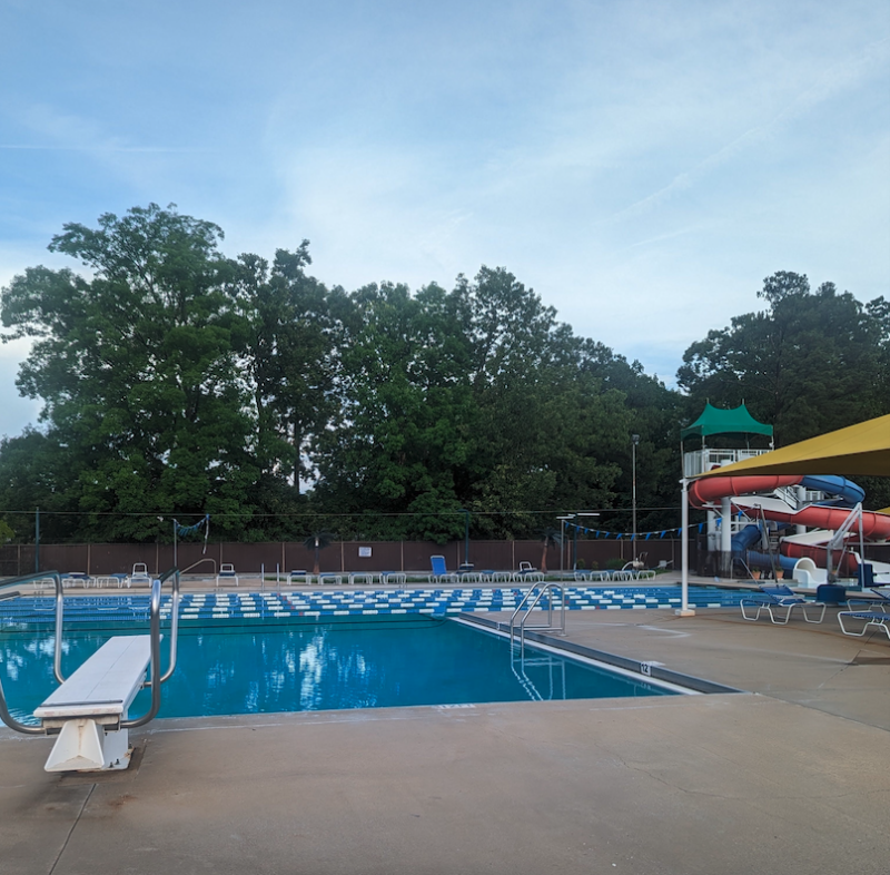 pool and water park at memphis jewish community center
