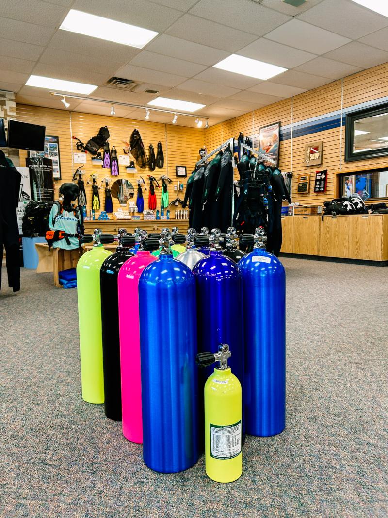 tanks of air for water diving