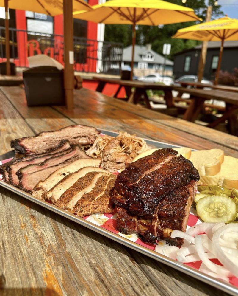 Photo of sampler plate of brisket ribs and chicken at Bain Barbecue
