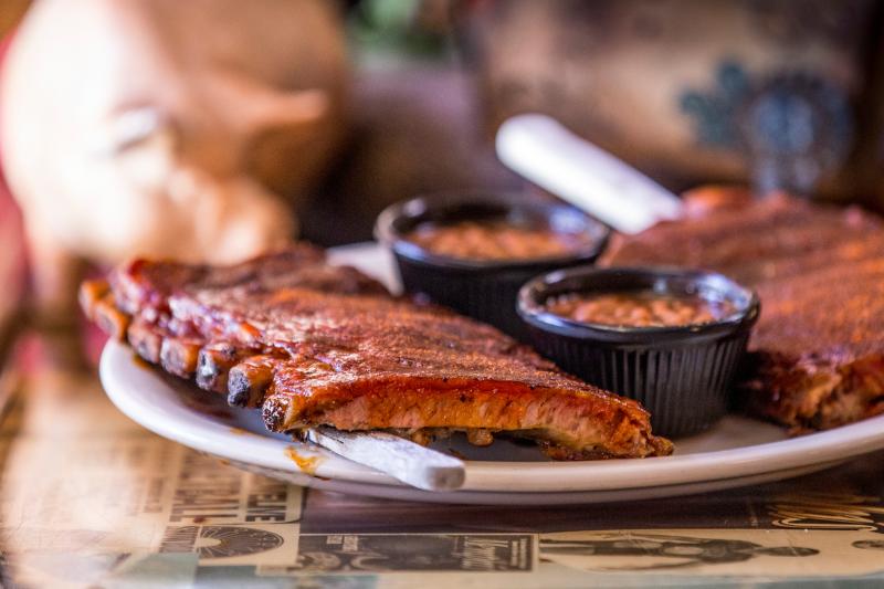 plate of ribs and beans