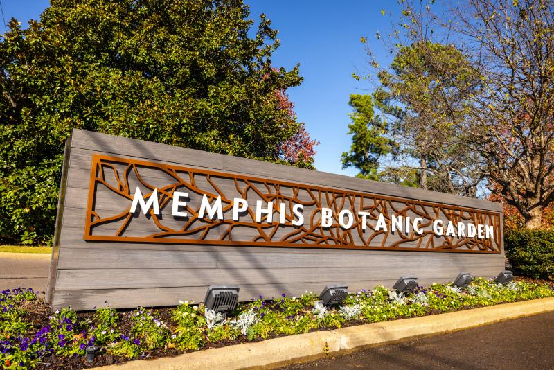 Memphis Botanic Garden sign