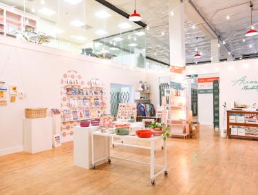 Arrow Creative | Kim Thomas