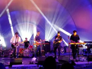 Snowglobe performing at Overton Park Shell