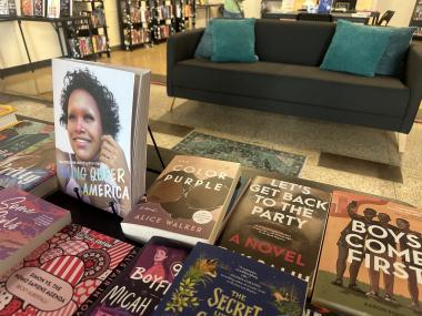 DeMoir Books &amp; Things