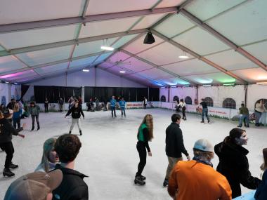 ice skating at memphis zoo