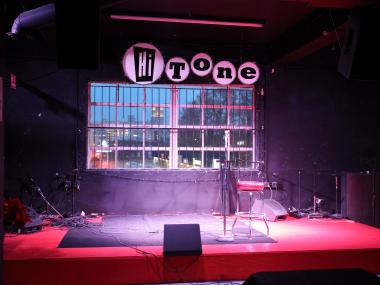empty stage at hi tone before show