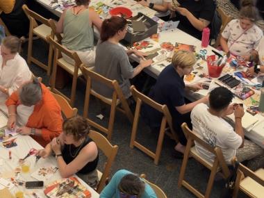 people junk journaling