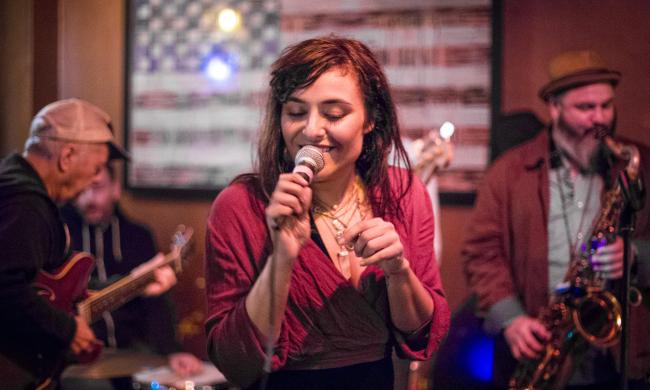 Marcella Live Music Bar DKDC / Craig Thompson